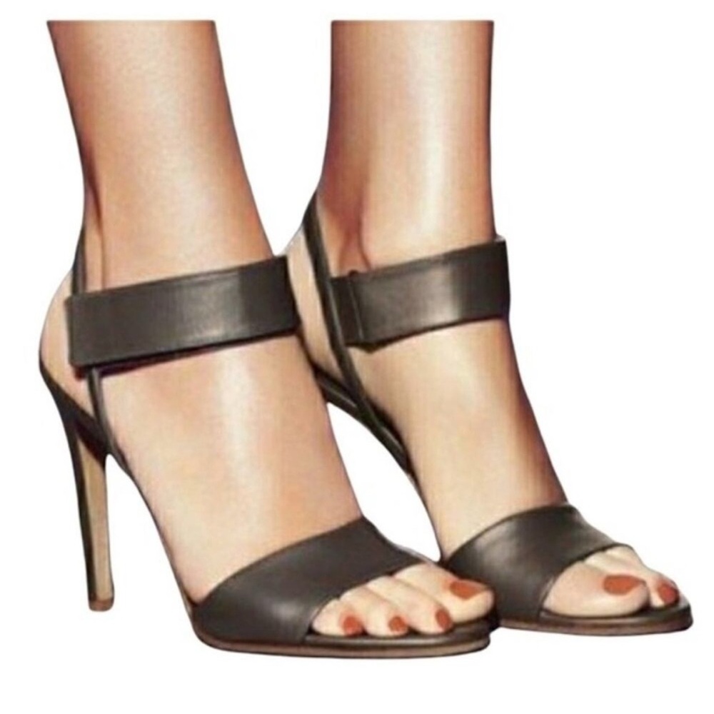 Vince Genna Double Strap Slingback Sandal  High Heels Black